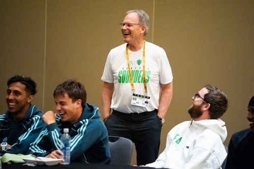 Mentalist entertains Brian Schmetzer